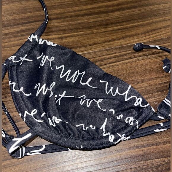 NWT WeWoreWhat Ruched Underwire Top in Logo Scribble Size Small! - Picture 8 of 12